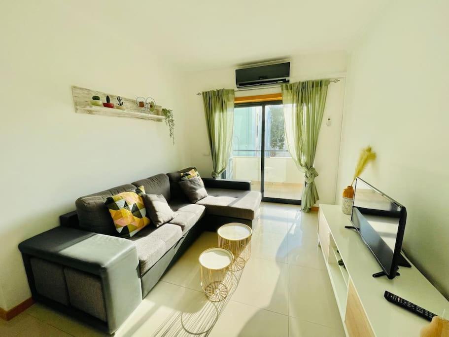 Peradoce - Beach 150M - Terrace - Private Parking Apartment Armacao de Pera Luaran gambar
