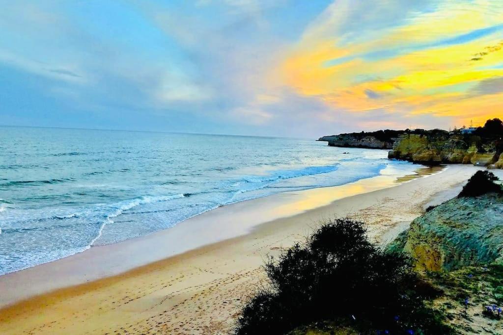 Peradoce - Beach 150M - Terrace - Private Parking Apartment Armacao de Pera Luaran gambar